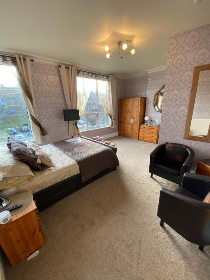 The Fairmile Bed & Breakfast Lytham St Annes Exterior photo