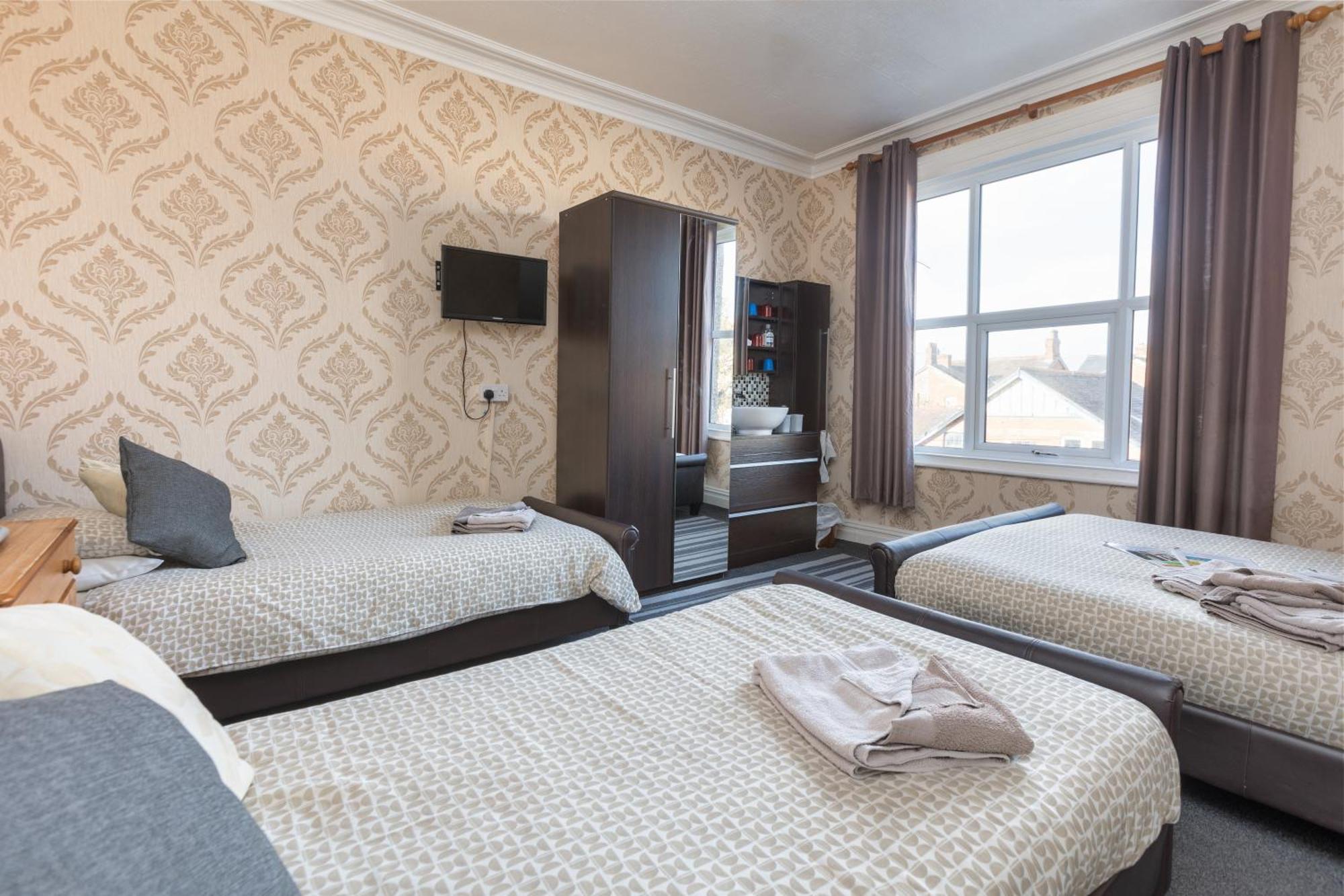 The Fairmile Bed & Breakfast Lytham St Annes Exterior photo