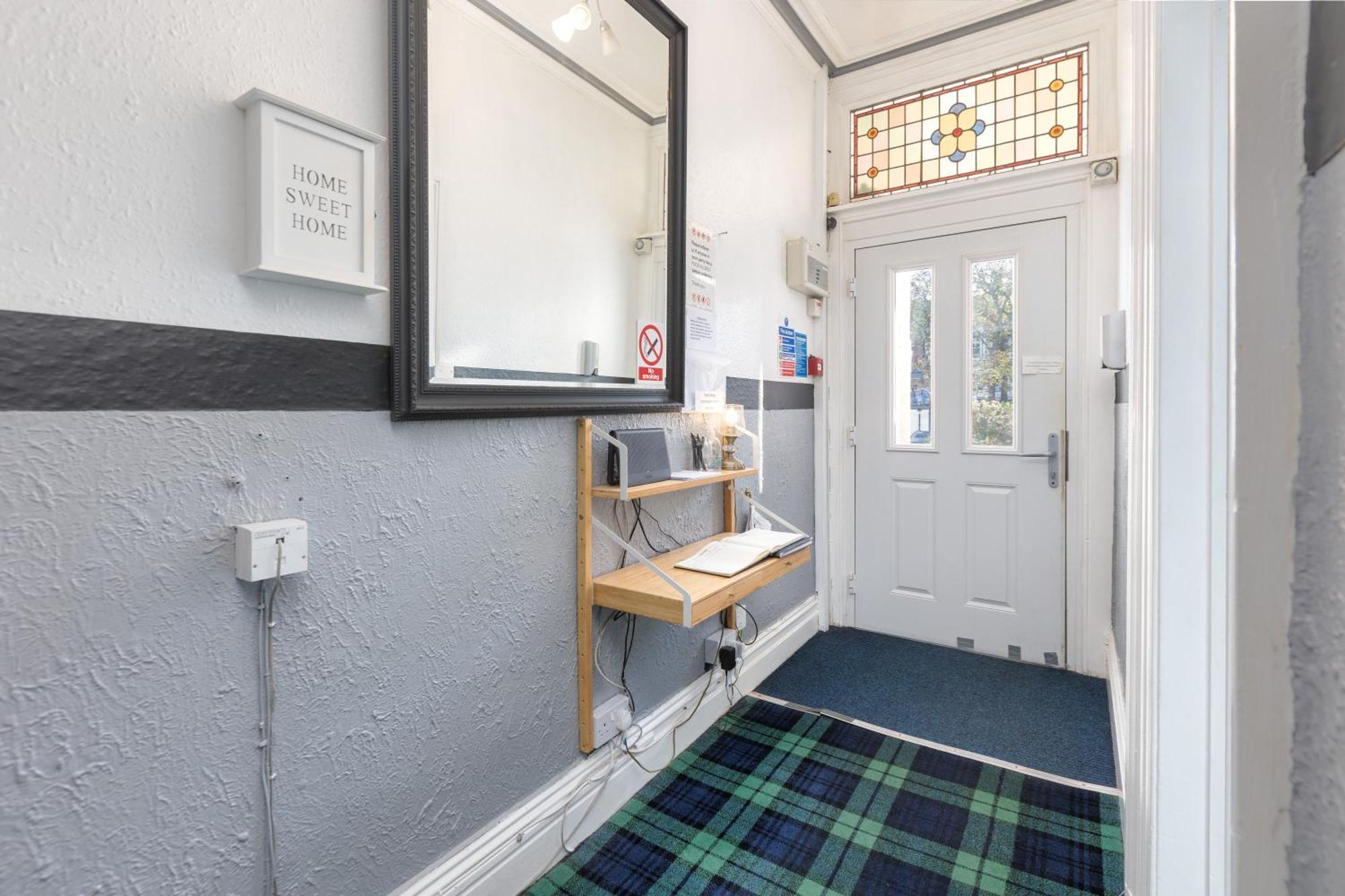 The Fairmile Bed & Breakfast Lytham St Annes Exterior photo