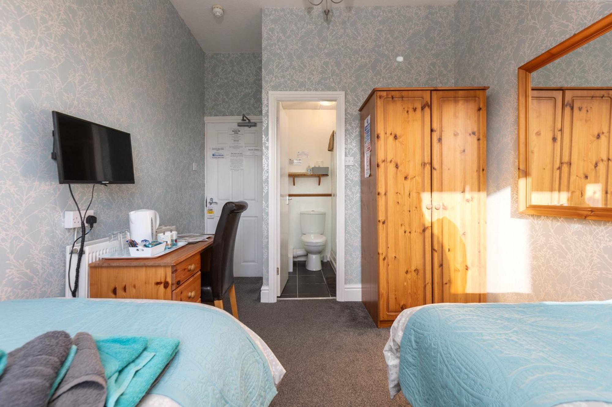 The Fairmile Bed & Breakfast Lytham St Annes Exterior photo